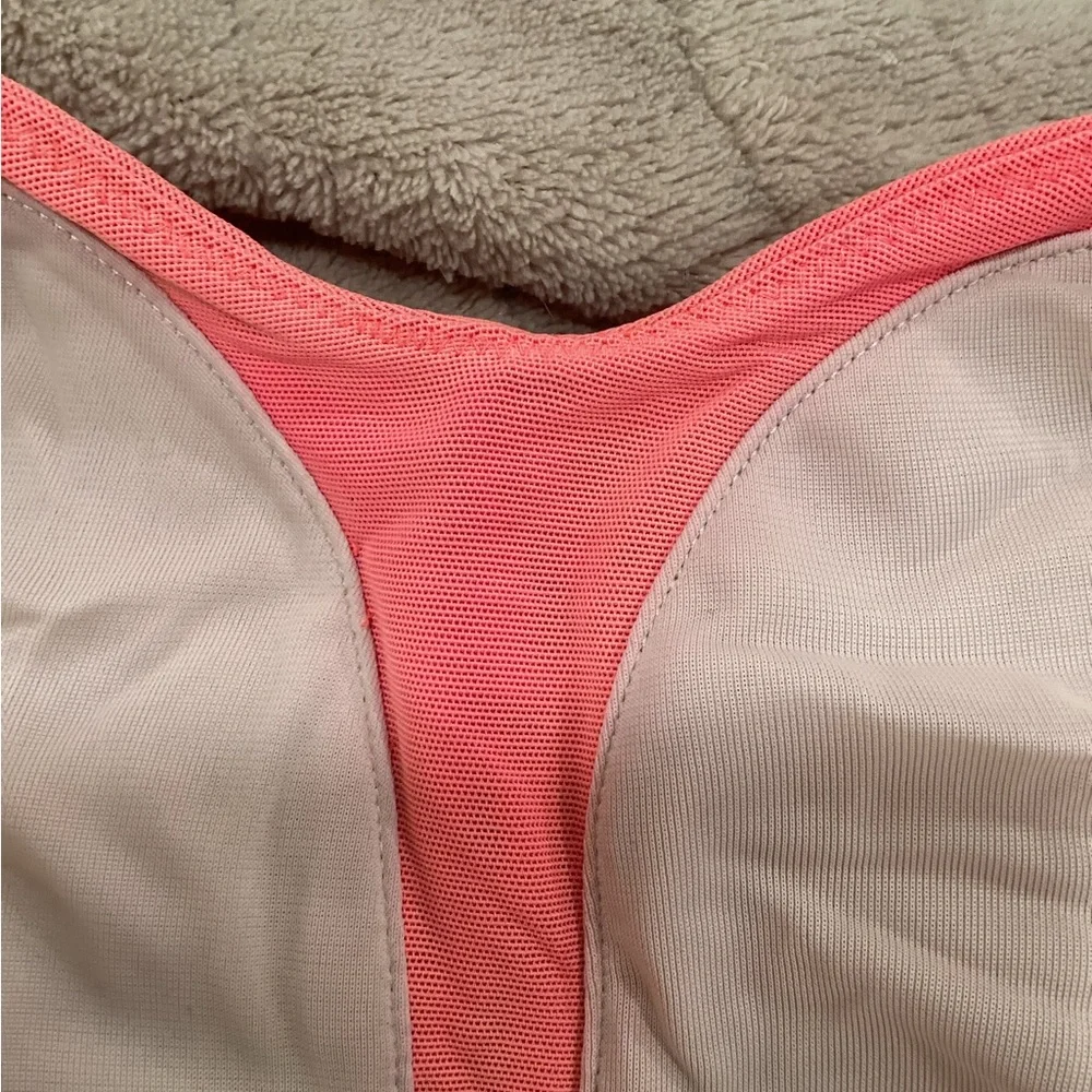 lululemon athletica Ta Ta Tamer II Sports Bra in Coral